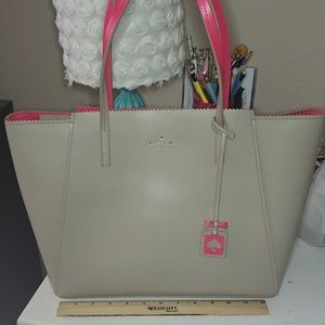 💯 Authentic Kate Spade Turner Road  Loryn♠️ Purse